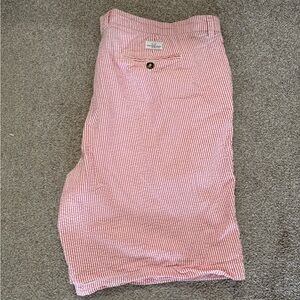 Vineyard Vines Pink and White Striped Shorts